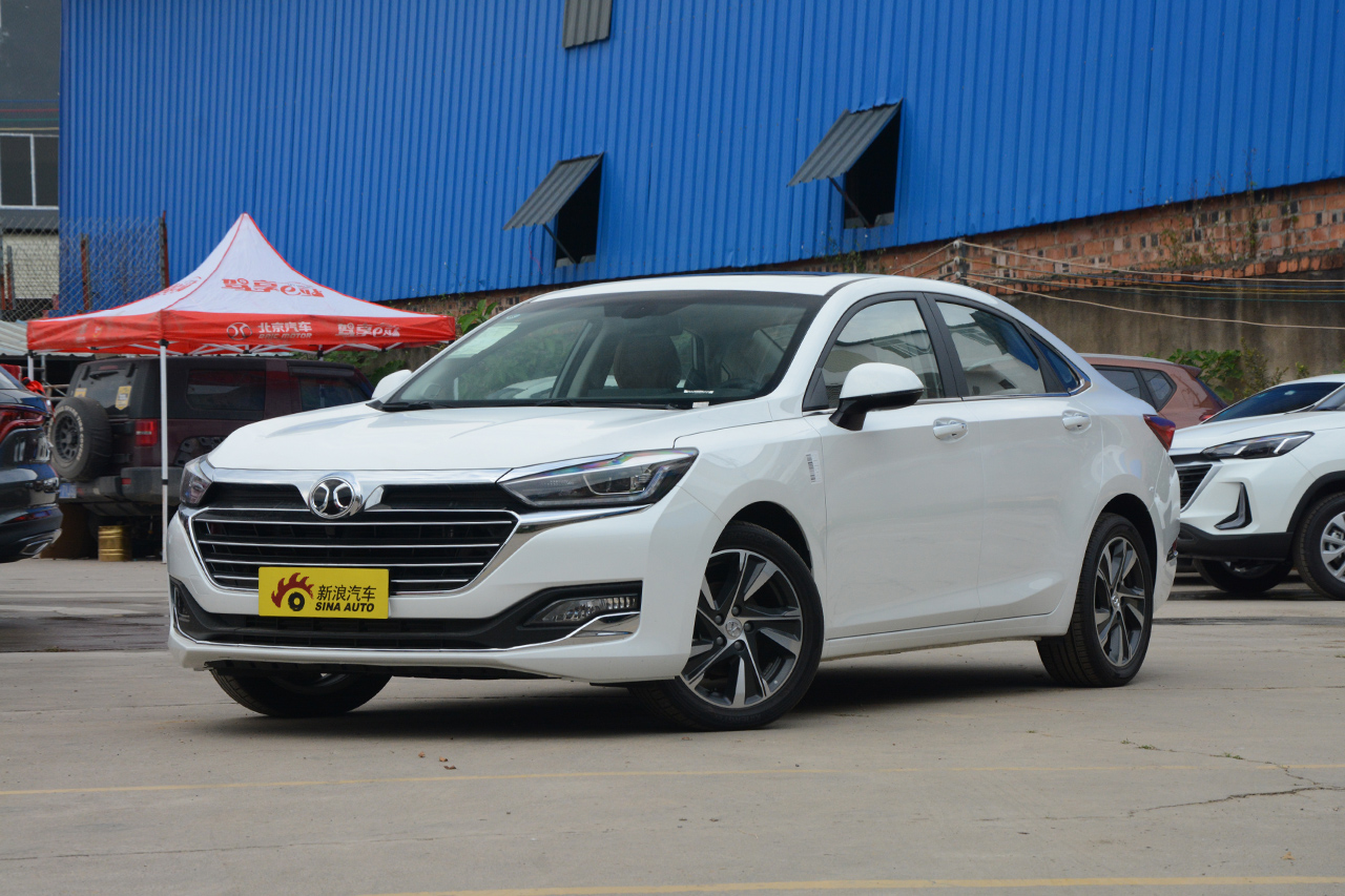  2019款BEIJING-U7 1.5T自动新智版国V