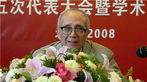 老会长发言.JPG