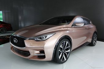 Q30