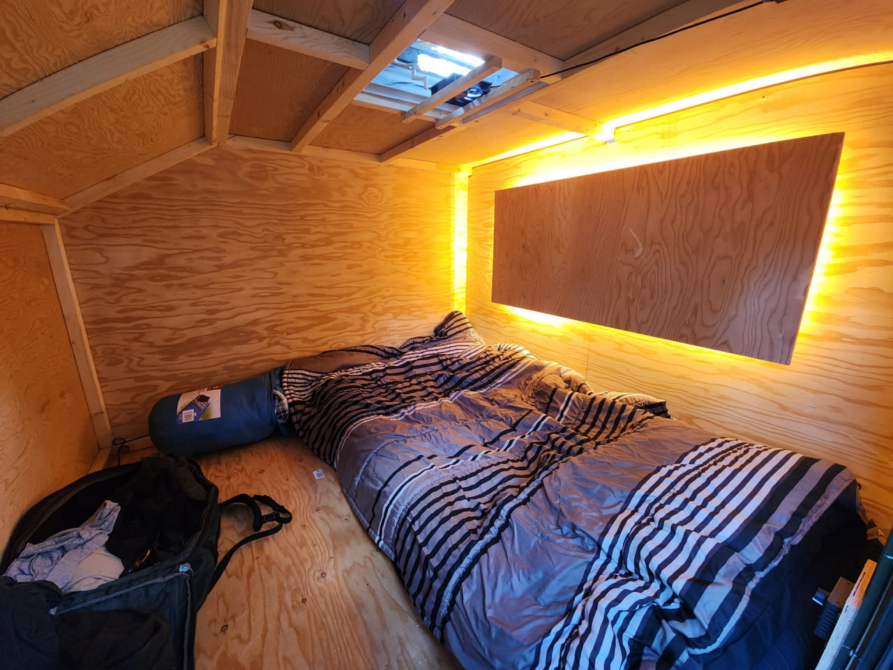 camper2.jpg