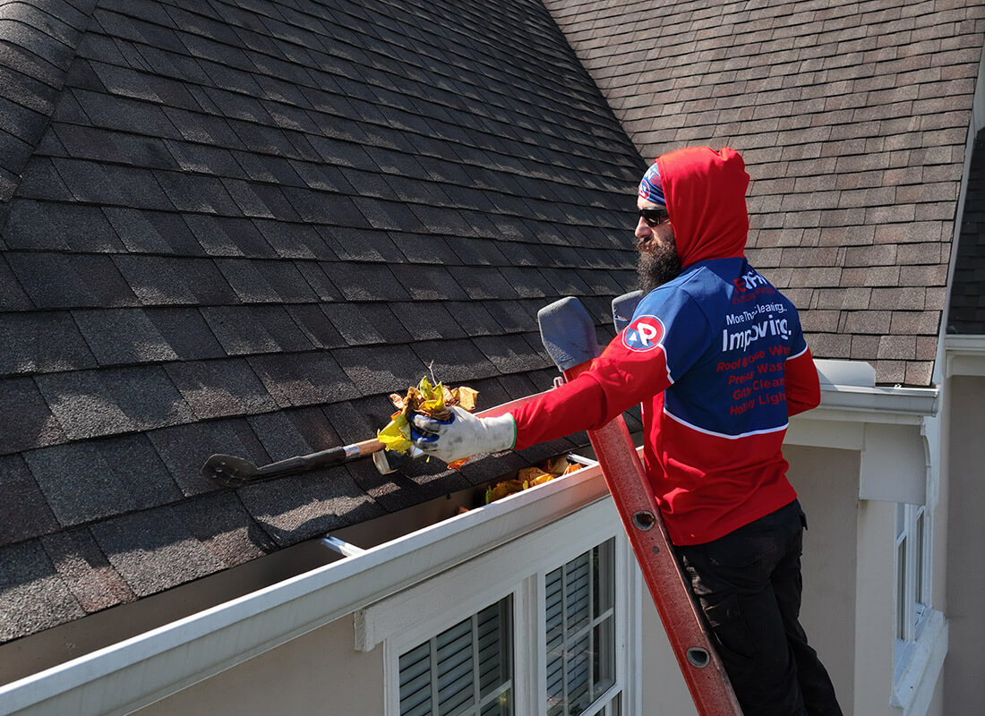 Gutter Cleaning Services In Chicago