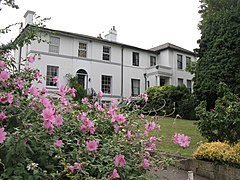 House in Ravensbourne Park, SE6 - geograph.org.uk - 2252503.jpg