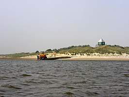 Rottumerplaat met observatiepost gezien vanuit zee.