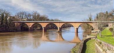 Le pont sur le Tarn (1887) à Reyniès.