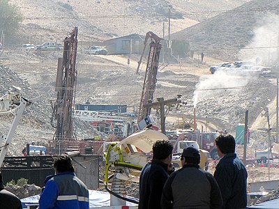 Vista de la mina San José de Copiapó durant les tasques de rescat de 33 miners el 2010