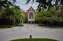 The William J. Ross Courtyard at the University of Oklahoma College of Law.