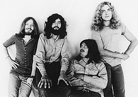 Led Zeppelin roku 1971. Zleva: John Paul Jones, Jimmy Page, John Bonham a Robert Plant.