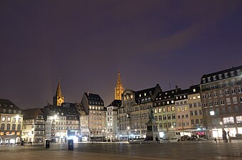 Français : Place Kléber, la nuit