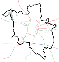 Mapa konturowa Poznania, w centrum znajduje się punkt z opisem „Siedziba spółki”