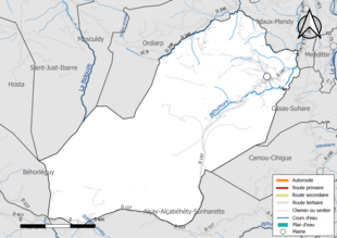 Carte en couleur présentant le réseau hydrographique de la commune