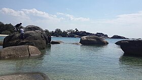 La plage de Tanjung Tinggi à Belitung