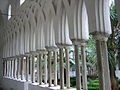 Colonne binate nel chiostro del Paradiso, Amalfi, XIII secolo.