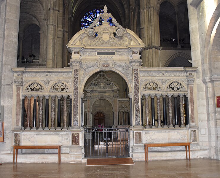 File:Reims - Basilique Saint Remi 63.jpg