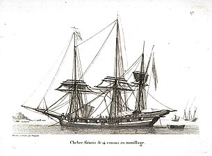 Un chébec génois de guerre en 1826. Celui-ci est gréé à voile carrée, ce qui se pratique souvent à partir de 1750 mais lui retire son allure caractéristique.