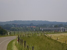 De Utrechtse Heuvelrug doemt op achter Amerongen