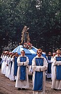 Op het Vrijthof, met leden van het Dragersgilde Sterre der Zee, 1976