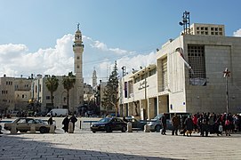 Mosquée d'Omar en face de l'église de la Nativité, sur la place principale.