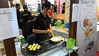 Poffertjes preparation in Semarang