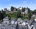 Burg Monschau over byen