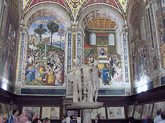 Delwenn roman el levraoueg Piccolomini e Siena.