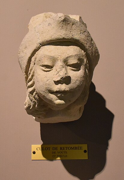 File:Reims - Musée Saint Rémi - Culot.jpg