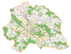 Mapa konturowa gminy Lwówek Śląski, w centrum znajduje się punkt z opisem „Mury obronne w Lwówku Śląskim”