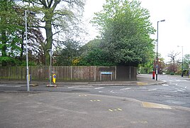 The end of Wells Park Rd - geograph.org.uk - 1938483.jpg