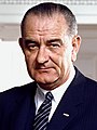 Senator şi Liderul Majorităţii Lyndon B. Johnson din partea statului Texas