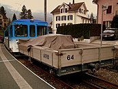 Vorstellwagen der Arth-Rigi-Bahn. Am bergseitigen Ende der Vorstellwagen gibt es nur einen Stoßpuffer.