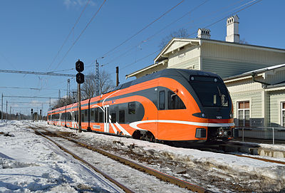 Stadler Flirt Keila jaamas