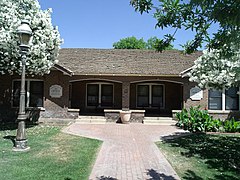 The Hughe's-Stevens Duplex, built in 1923