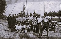 Polderjongens bij de Goorloopduiker op de grens van Aarle-Rixtel en Lieshout. Foto 1920.