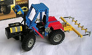 Trekta ya Lego technic