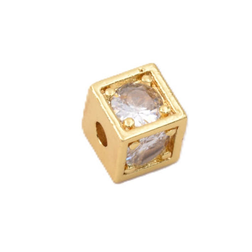 Kaufen Sie Perlen in Deutschland Würfelperle mit Zirkonen – goldenes Messing – 7 mm – Loch: 2 mm (1)