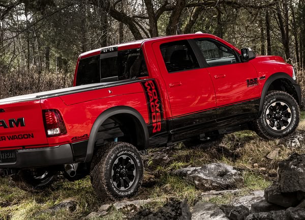 Czerwony, Dodge RAM 2500
