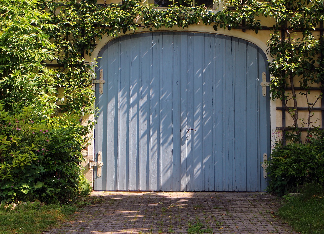 Garage Door Companies Reseda CA