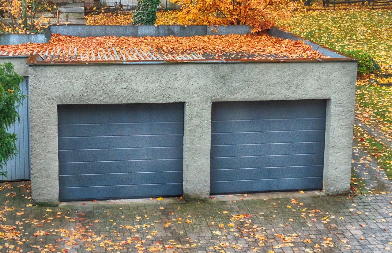 Windowed Garage Doors Reseda CA