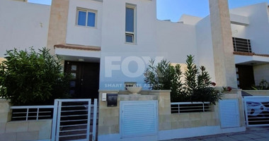 Luxury 4+1 bedroom detached house in Episkopi area