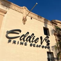 Foto diambil di Eddie V&amp;#39;s Prime Seafood oleh Gordon P. pada 4/15/2023