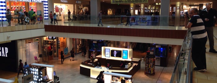 The Galleria is one of Monifa’s Liked Places.