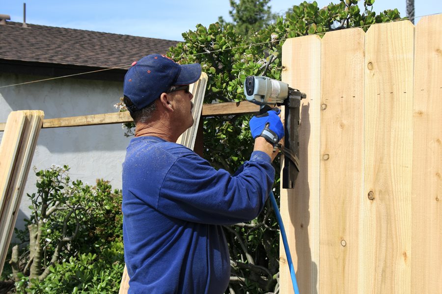 Wood Fence Builders Fort Smith Ar