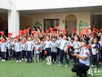 警幼零距离  共贺祖国华诞