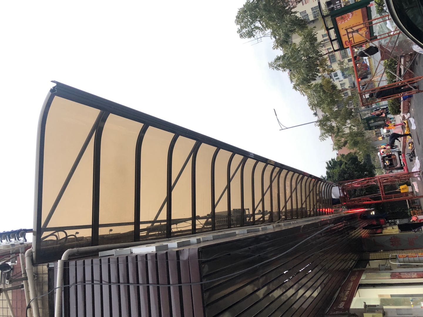 停车棚铝合金车雨棚电话
