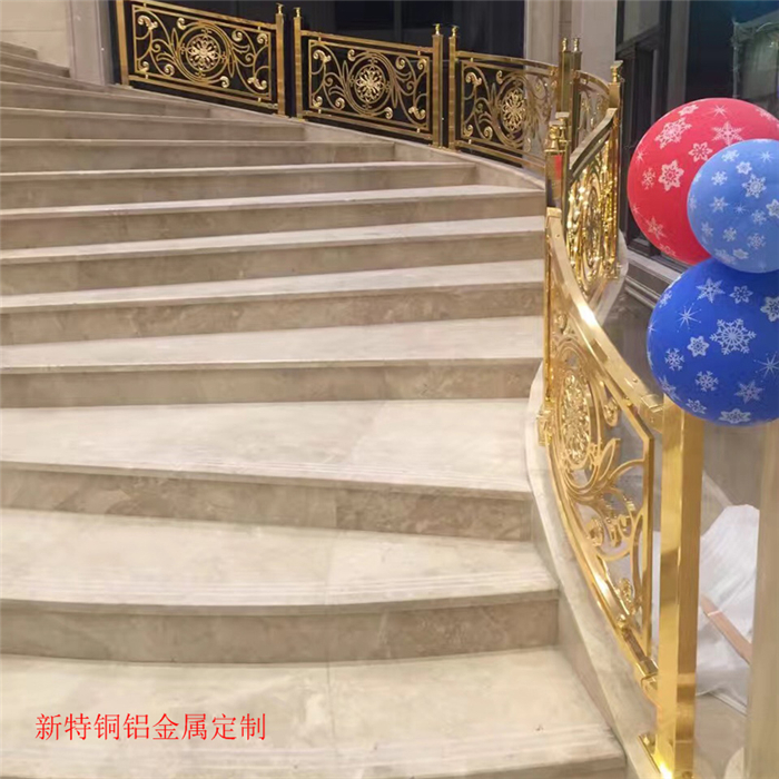 宁波镀金别墅楼梯护栏定制
