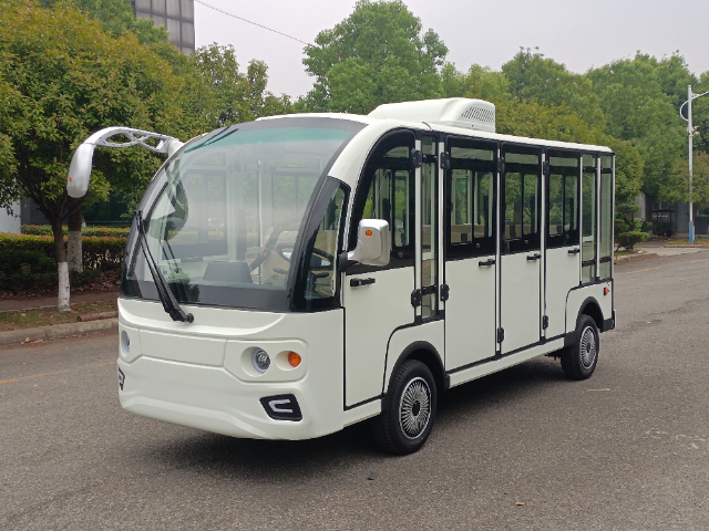 广州养老社区摆渡车 高尔夫球车 专菱车辆科技供应