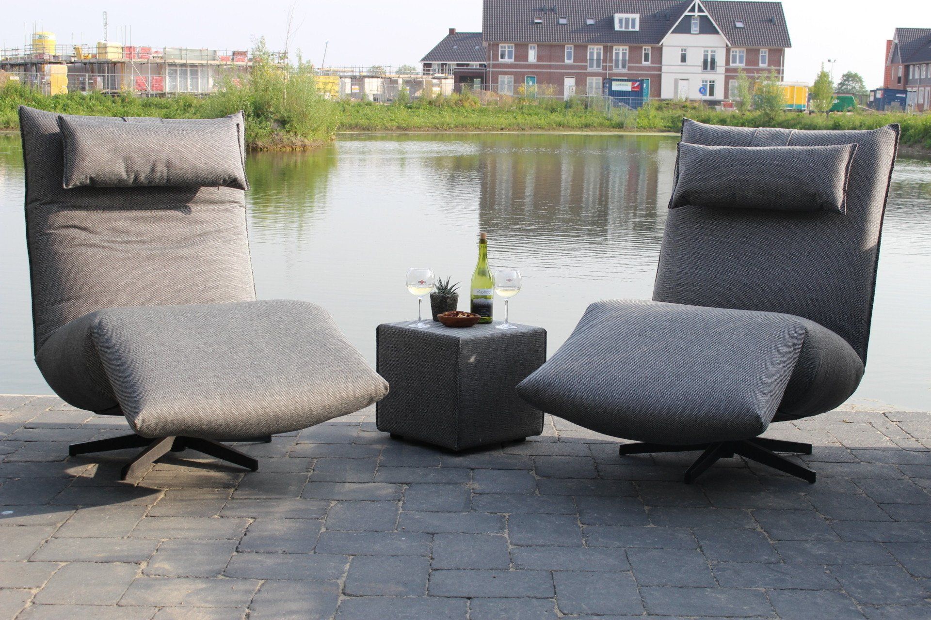 De Indi Outdoor  is een Relaxfauteuil voor buiten lekker relaxt genieten in deze stoere stoel