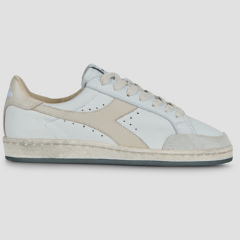 Boty Ženy Nízké tenisky Diadora Prestige Used Bílá / Béžová