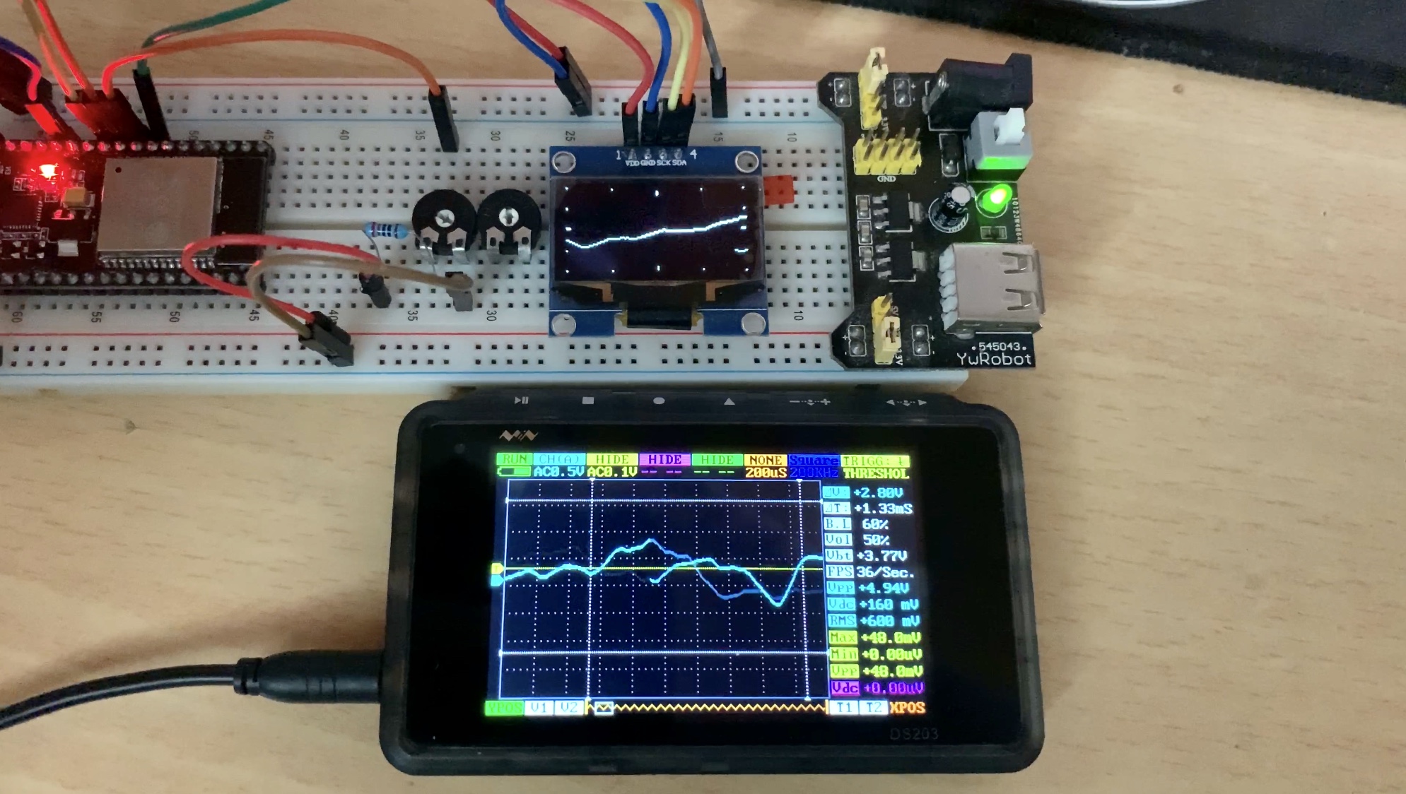 Oscilloscope32