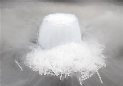 横沥食用干冰制造厂 可较好的去除模具上的积垢