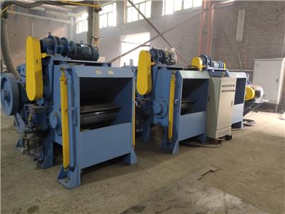 不用剪裁直接生产地板墙板破碎机  板材**破碎机